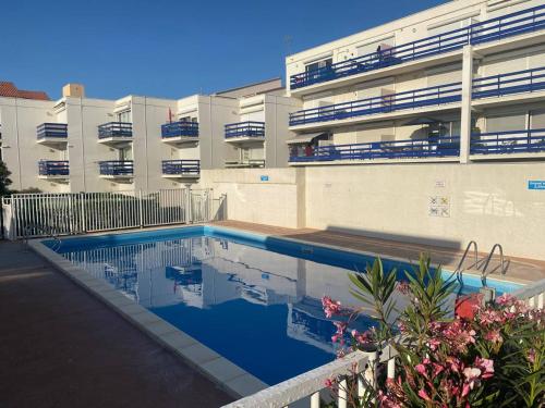 Appartement T2+Cabine à Port Leucate - Piscine, Plage à Proximité, Parking Privé - FR-1-81-423