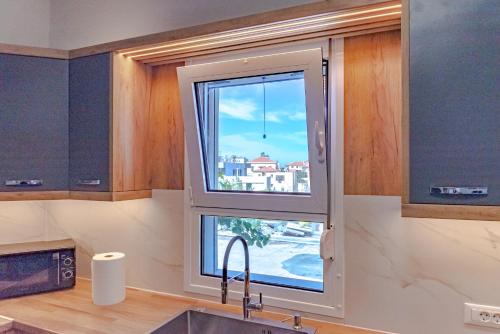 Sylvie Comfort Living photo 3