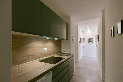 Two -rooms apartment 10 minutes Duomo by metro