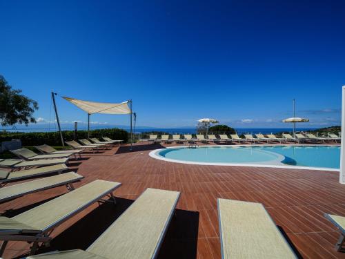 Πισίνα στο ή κοντά στο LUZIA AGRIRESORT Amazing Nature Atmosphere