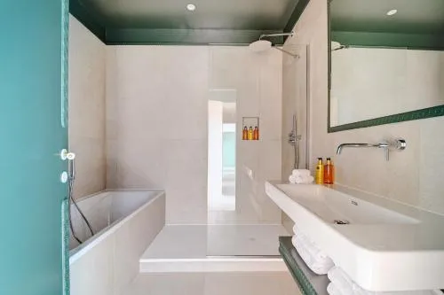 Paris Home Collection Serviced Apartments in Opéra - Rue Saint-Lazare photo 42