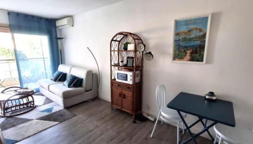 L'ILOT avec balcon, mignon et charmant, un havre de paix au cœur du centre-ville