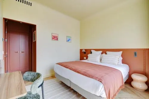 Paris Home Collection Serviced Apartments in Opéra - Rue Saint-Lazare photo 14