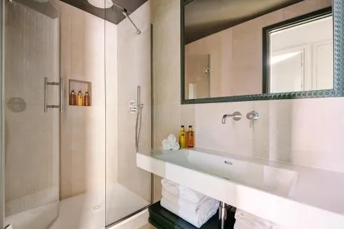 Paris Home Collection Serviced Apartments in Opéra - Rue Saint-Lazare photo 21
