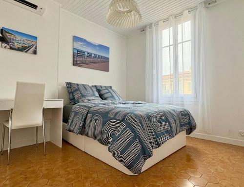 Postel nebo postele na pokoji v ubytování Port 1BR Flat with Terrace