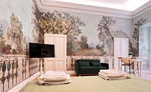Historic Fresco Suite Rome Colosseum Boutique Stay