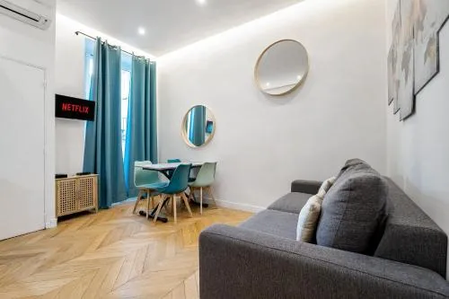 Nice Renting - VERDUN - Designer Cocoon Massena Calm Air Conditioning photo 1