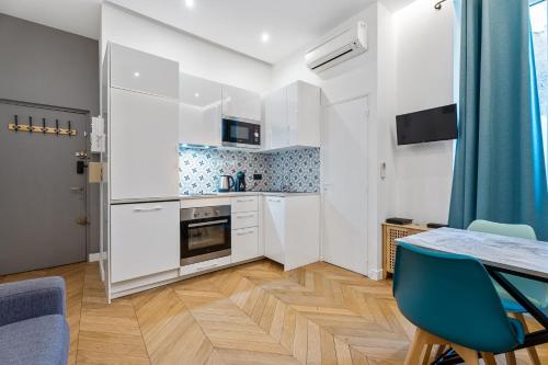 Nice Renting - VERDUN - Designer Cocoon Massena Calm Air Conditioning photo 10