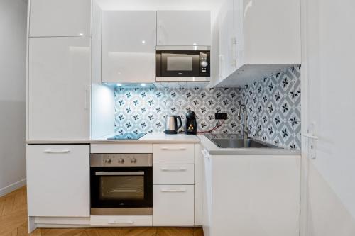 Nice Renting - VERDUN - Designer Cocoon Massena Calm Air Conditioning photo 11