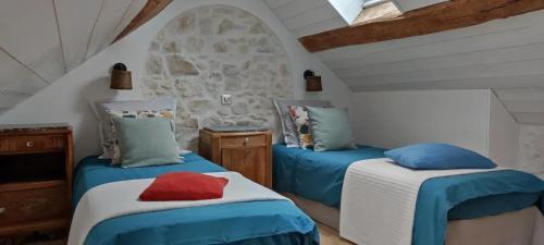 Photo de la galerie de l'établissement Maison avec 1 chambre à Avon - Canoë à proximité, à Avon