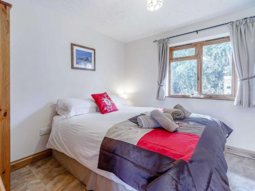 Ένα ή περισσότερα κρεβάτια σε δωμάτιο στο 2 Bed in Worcester CC008