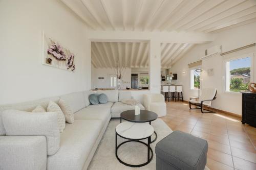 Beachfront with Private Terrace, Garden, BBQ, and Garage in Marbella