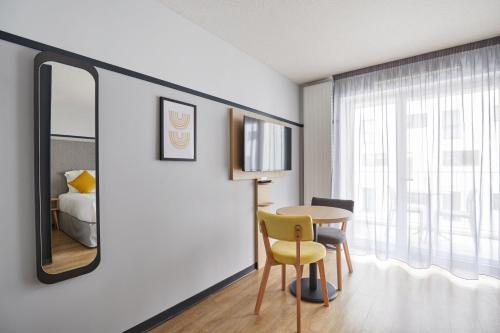 Fotografie z fotogalerie ubytování Appart'hôtel Odalys City - Lyon Centre Confluence v destinaci Lyon