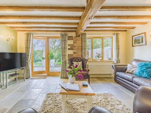 3 Bed in Worcester CC082にあるテレビまたはエンターテインメントセンター