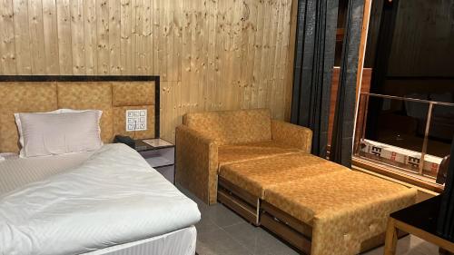 Afbeelding uit fotogalerij van Harsil Residency in Jāmb