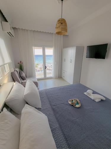 SeaZen Beach Front Suites