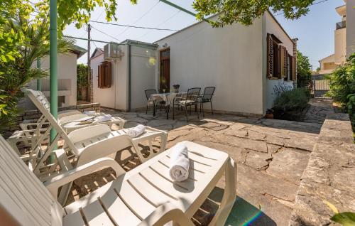 Gorgeous Home In Zadar With Wifi
