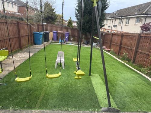 Legeområdet for børn på Glasgow 3 bed Guest House