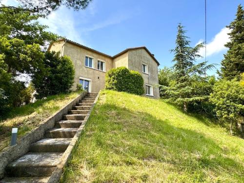 Villa Les Lilas - Spacieuse et lumineuse, jardin