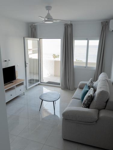 Benalbeach & Views with Terrace by ELE Apartments