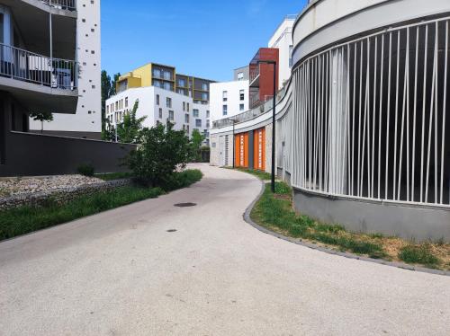 L'AuthentiCité, jardin et parking au centre-ville