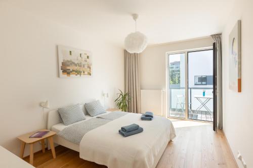 Contemporary apartment with garage parking