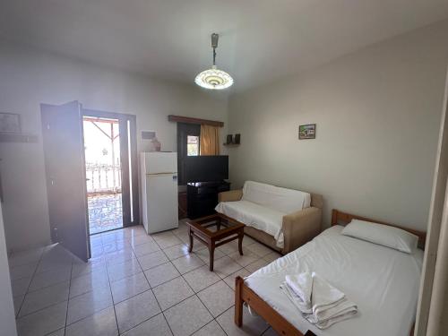Φωτογραφία από το άλμπουμ του Ta Kalamakia Apartments στα Βατερά
