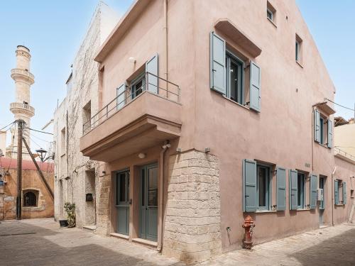 Off Apartments