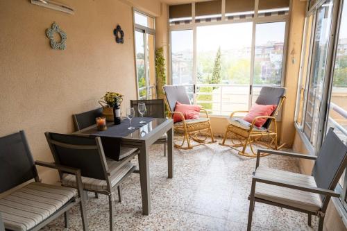 Terrace, pool, Wi-Fi, central and 200 meters from the beach