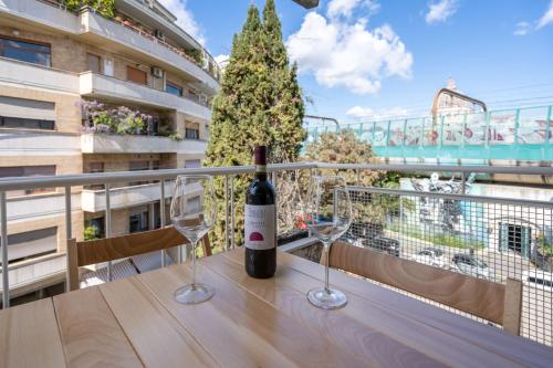 NEW OPENING! Close to St Peter & Free Netflix