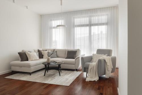 White Sea - Neptun Park by OneApartments