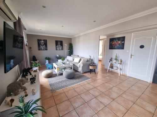 Villa with pool Six-Fours air conditioning All private