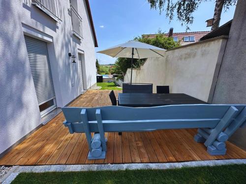 Φωτογραφία από το άλμπουμ του Frankenherz-Apartments - Premium Wohnung mit Terrasse & zwei Schlafzimmern, nahe Playmobil-Funpark, Self-Check-In σε Großhabersdorf