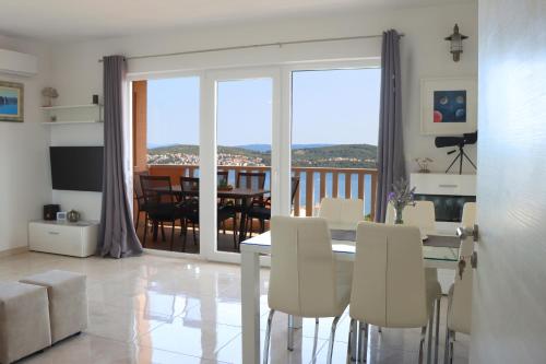 Apartment Elza