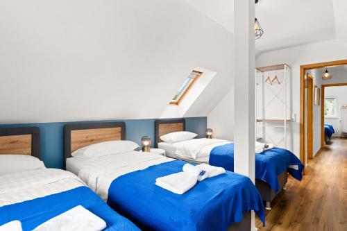 Katil atau katil-katil dalam bilik di Stay Çil - 6 beds near A49 & Park Schönfeld