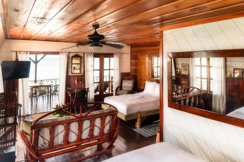 Postel nebo postele na pokoji v ubytování Casa Acuario Boutique Hotel