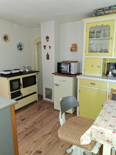 Dapur atau dapur kecil di Ferienhaus Karow