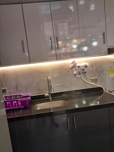 Η κουζίνα ή μικρή κουζίνα στο Hermoso Apartamento en Neiva