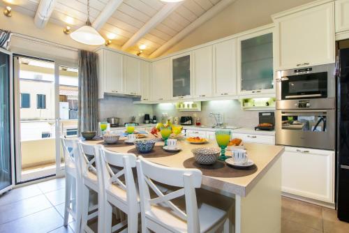 La Casa Sedici by Corfu Escapes