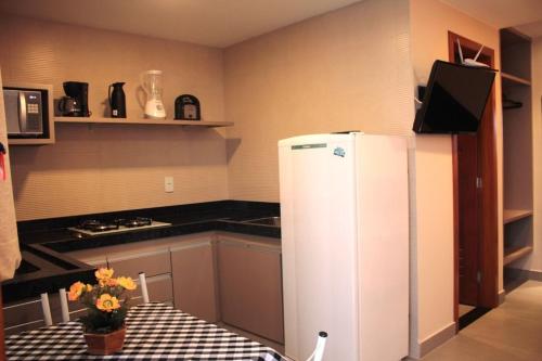 Dapur atau dapur kecil di Solares Arraial Loft