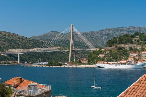 APARTMENT LEA BAYVIEW