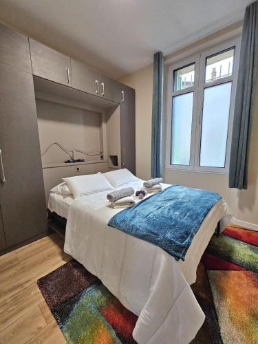 Central Cannes Cozy T4 - Walk to Beach and Congress