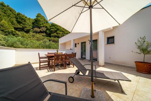 Φωτογραφία από το άλμπουμ του Villa Joy 4ever σε Banjol