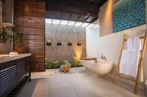 Ένα μπάνιο στο Solo Villas & Retreat