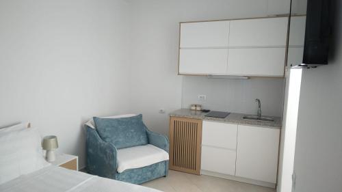 TV tai viihdekeskus majoituspaikassa Blue Waves Apartment