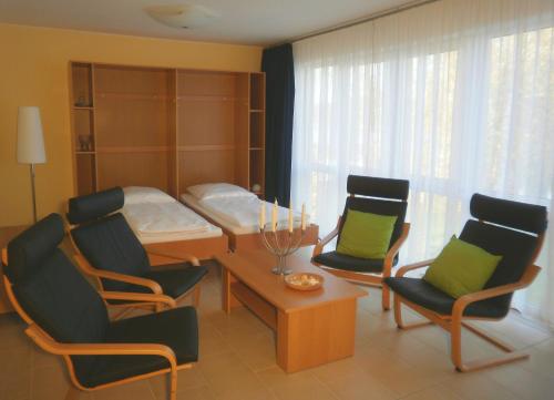 Posezení v ubytování Drei am Zemminsee, Whg Obergeschoss