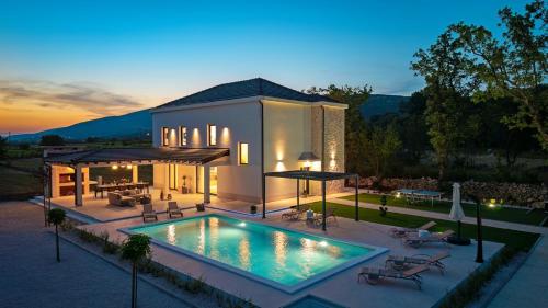 Villa Aria Relax Your Private Oasis in Bisko Village