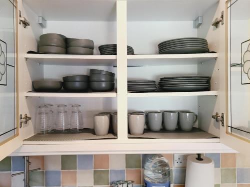 Dapur atau dapur kecil di Rusper Retreat - Gatwick