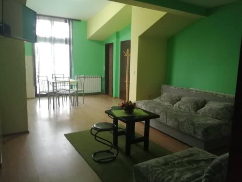 Coin salon dans l'établissement Apartments Hadži