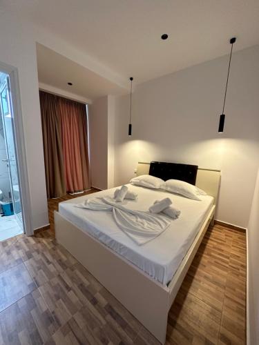 Postel nebo postele na pokoji v ubytování Sea Front Villa